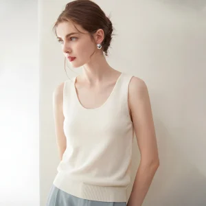 2026 Sweater Tops 85%silk 15%cashmere Vest Crewneck Sleeveless Solid Color Soft Casual Elegant Knitwear Vest for Women