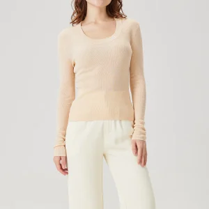 2026 Hot Selling New Style Silk Linen U Shape T Shirt for Women Spring and Summer Wear Sweater in Stock
